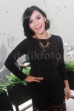 Punya 2 Anak, Enno Lerian Tetap Cantik