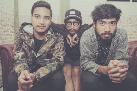 Ombak Cantik Bawa Elephant Kind Menjulang Tinggi