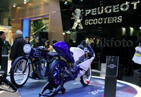 Menurut Febre, balapan sudah mengalir di dalam darah Singa Peugeot, sebagai pabrikan, kemenangan di balapan akan membuat citra merek motor terangkat.