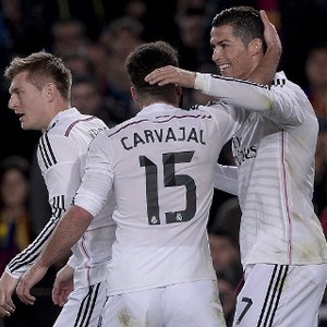 Franco Lebih Suka Menyetujui Hukuman Mati daripada Mendukung Madrid