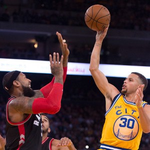 Warriors Menang Lagi, Makin Dekat ke Rekor