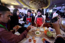 Layar Ponsel Asus Jadi Talenan