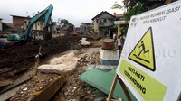 Proyek normalisasi Kali Krukut terus dikebut.