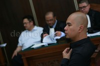 Meski telah berdamai, Dhani tetap melanjutkan proses hukum. Pool/Palevi S/detikFoto.