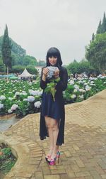 Asyiknya Jennifer Tungka Jalan-jalan di Malang