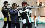 Petembak Indonesia Hasan Busri Raih Medali Perak