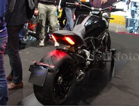 Untuk fitur motor, XDiavel merupakan motor pertama Ducati yang menggunakan belt-type final transmission, fitur yang menurut Ducati wajib dimiliki motor cruiser.