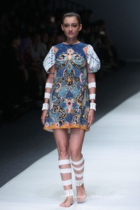 Arkamaya by Danny Satriadi X Rajasa Pramesywara Ikatan Perancang Mode Indonesia Jakarta Fashion Week 2016 at Senayan City. Jakarta. [Foto: Mohammad Abduh/Wolipop]