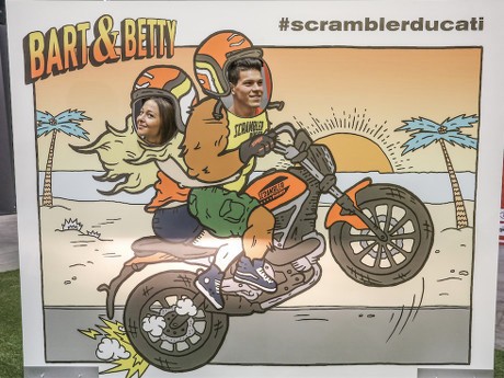 CEO Ducati: Scrambler Sixty2 Asyik Dikendarai Lady Bikers