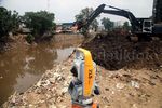 Pemasangan Turap di Cililitan Kecil