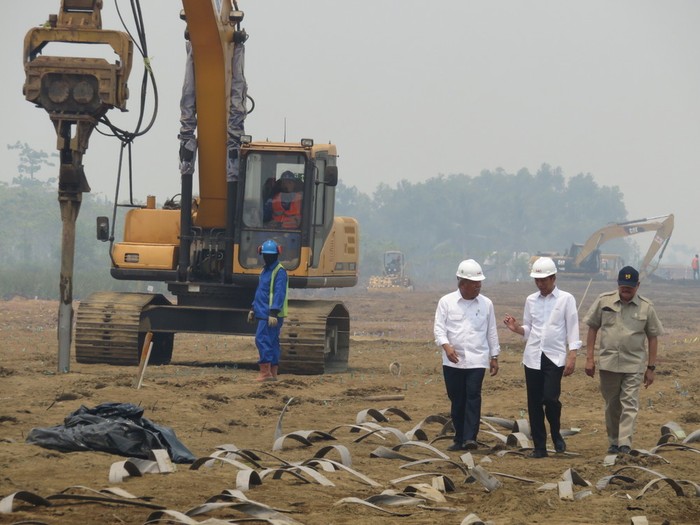 Jokowi Perintahkan 8 Ruas Tol Trans Sumatera Dibangun Lebih Dulu