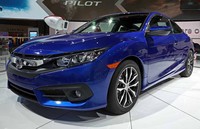 All New Honda Civic Coupe juga melengkapi jajaran line up All New Honda Civic generasi ke-10 versi sedan yang sebelumnya telah diperkenalkan pada September 2015 lalu di Amerika Serikat. Pool/Leftlane News.