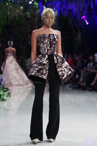 Sebastian Gunawan A Midsummer Nights Dream at Ciputa Artprenuer Gallery. 19/11/2015. Jakarta. [Foto: Mohammad Abduh/Wolipop]