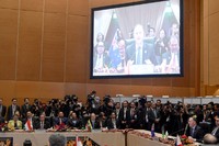 Presiden Jokowi hadir dengan didampingi beberapa menteri, seperti Menlu Retno LP Marsudi, Menko Kemaritiman Rizal Ramli, dan Menko Polhukam Luhut Binsar Pandjaitan. Cahyo/Setpres/detikFoto.