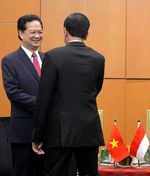 Presiden Jokowi Bertemu PM Vietnam