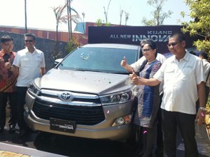 All New Kijang Innova Mengaspal di Makassar