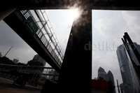 Tak ada aktivitas pejalan kaki di JPO Polda Metro.