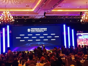 Wapres, Gubernur BI, dan Bos-bos Bank Makan Malam Bersama di JCC
