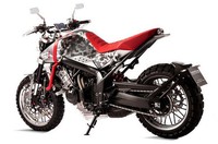 Honda CBSix50 menampilkan kemewahan mulai sentuhan krom pada spion dan suspensi depan. Ist/Visordown.