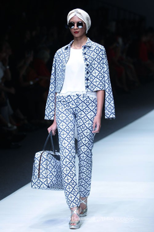 Chossy Latu for Danar Hadi Solometrix Yayasan Jantung Indonesia. Jakarta Fashion Week 2016 at Senayan City. Jakarta. [Foto: Mohammad Abduh/Wolipop]