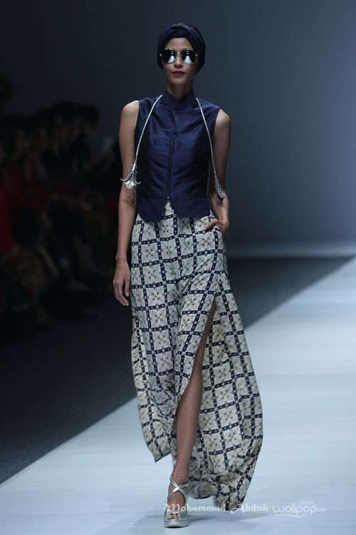 Chossy Latu for Danar Hadi Solometrix Yayasan Jantung Indonesia. Jakarta Fashion Week 2016 at Senayan City. Jakarta. [Foto: Mohammad Abduh/Wolipop]