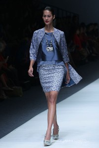 Chossy Latu for Danar Hadi Solometrix Yayasan Jantung Indonesia. Jakarta Fashion Week 2016 at Senayan City. Jakarta. [Foto: Mohammad Abduh/Wolipop]