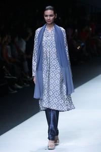 Chossy Latu for Danar Hadi Solometrix Yayasan Jantung Indonesia. Jakarta Fashion Week 2016 at Senayan City. Jakarta. [Foto: Mohammad Abduh/Wolipop]