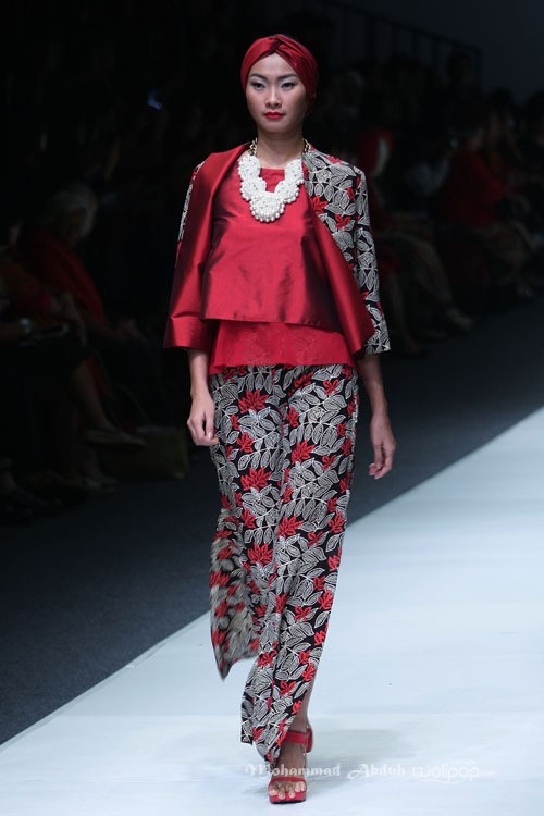 Chossy Latu for Danar Hadi Solometrix Yayasan Jantung Indonesia. Jakarta Fashion Week 2016 at Senayan City. Jakarta. [Foto: Mohammad Abduh/Wolipop]
