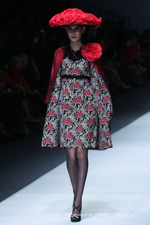 Chossy Latu for Danar Hadi Solometrix Yayasan Jantung Indonesia. Jakarta Fashion Week 2016 at Senayan City. Jakarta. [Foto: Mohammad Abduh/Wolipop]