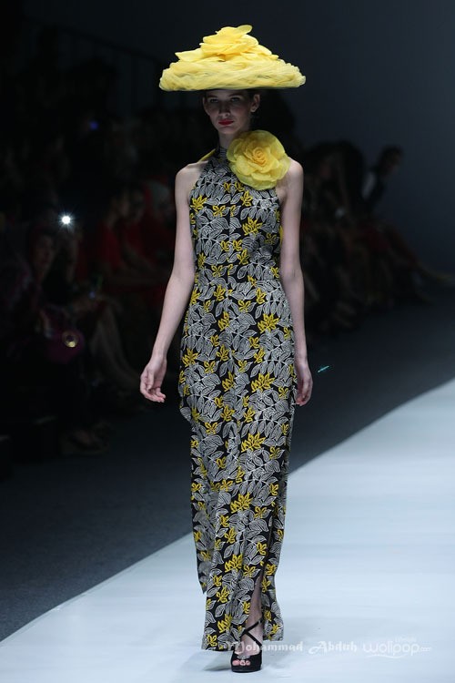 Chossy Latu for Danar Hadi Solometrix Yayasan Jantung Indonesia. Jakarta Fashion Week 2016 at Senayan City. Jakarta. [Foto: Mohammad Abduh/Wolipop]