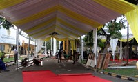 Gelaran puncak acara ini merupakan bagian terakhir dari rangkaian acara perayaan HUT Golkar ke-51. Sebelumnya, HUT Golkar juga sudah menggelar acara tabur bunga di Taman Makam Pahlawan Kalibata. Dilanjutkan dengan bakti sosial yang dilakukan di Gang Anwar, Kampung Pulo. Lamhot Aritonang/detikFoto.