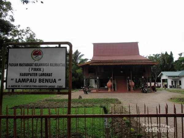 Gambar Rumah Adat Yang Ada Di Tmii. gambar rumah adat yang 