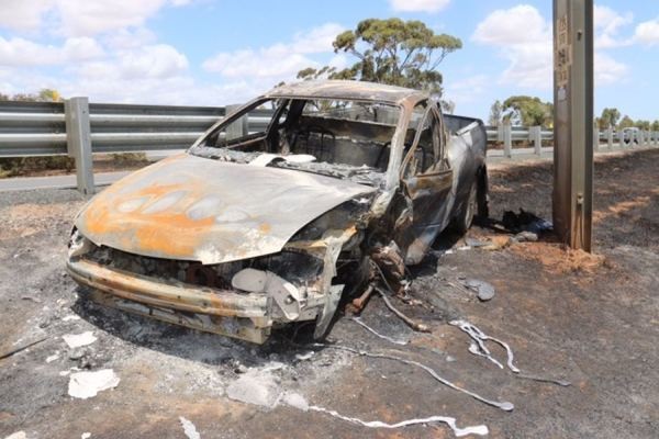 Dua Tewas dan 16 Rumah Rusak Dalam Kebakaran Semak di Australia Selatan