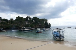 Lombok Punya Gili, Bali Punya Nusa
