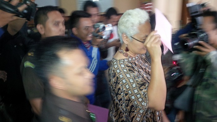 Ditjen Pajak Serahkan Pengemplang Pajak Rp 6,7 M ke Kejati Jabar