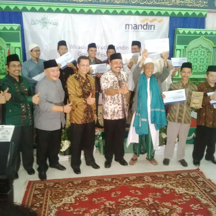 Di Hadapan 500 Santri, Bank Mandiri: Jadi Pengusaha Bisa Dapat Uang Tiap Hari