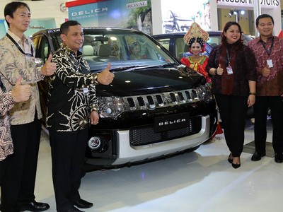 Mitsubishi Perkenalkan Delica Royal di Makassar