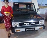 Pada September 1981, Kijang Generasi kedua dilahirkan Toyota. Toyota Kijang generasi kedua ini pun mendapat julukan lain. Mobil ini disebut sebagai Kijang Doyok.