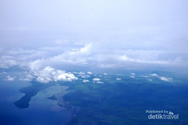 Potret Panorama Indah Bali dari Pesawat