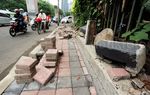 Perbaikan Trotoar di Jalan Gelora Senayan