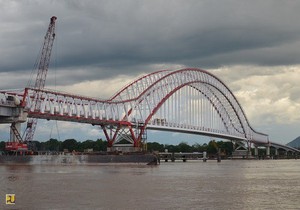 Jembatan Terpanjang di Kalimantan Hampir Jadi, Ini Penampakannya