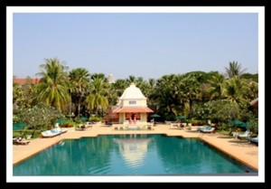 Megahnya Hotel Antik Raffless Grand Angkor di Siem Reap