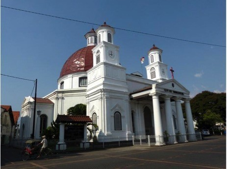 Romantisme Suasana Belanda Kecil di Semarang