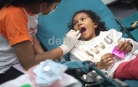 Sekitar 100 anak dari Panti Asuhan Akhiruzaman Rawalumbu dan Kampung Pemulung XS Project Cirendeu melakukan Periksa Gigi Gratis yang merupakan kerja sama antara JIS dengan Yayasan Obor Berkat Indonesia.