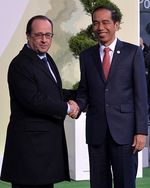 Presiden Prancis dan Sekjen PBB Sambut Jokowi di COP 21
