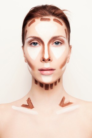 3 Kesalahan yang Sering Dilakukan Saat Melakukan Contouring Wajah