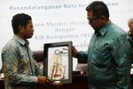 Bank Mandiri dan AJB Bumiputera Jalin Kerja Sama