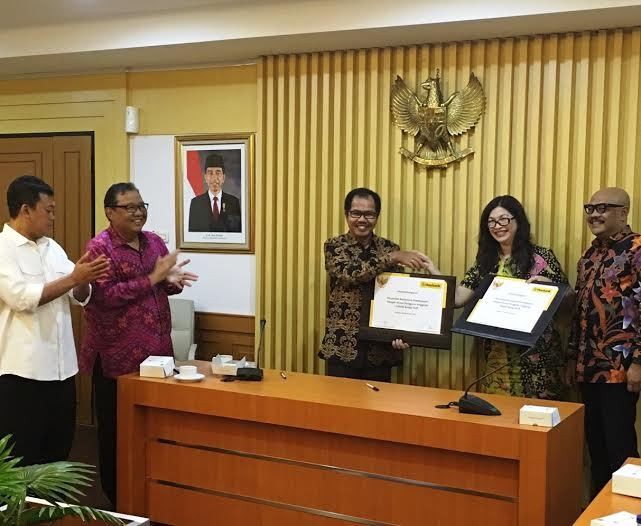 Maybank Indonesia Jadi Penyalur KUR untuk TKI