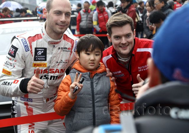 Ketika Penggemar Bertemu Idola di Nissan Nismo Festival