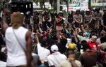Aksi Mahasiswa Papua di Bundaran HI
